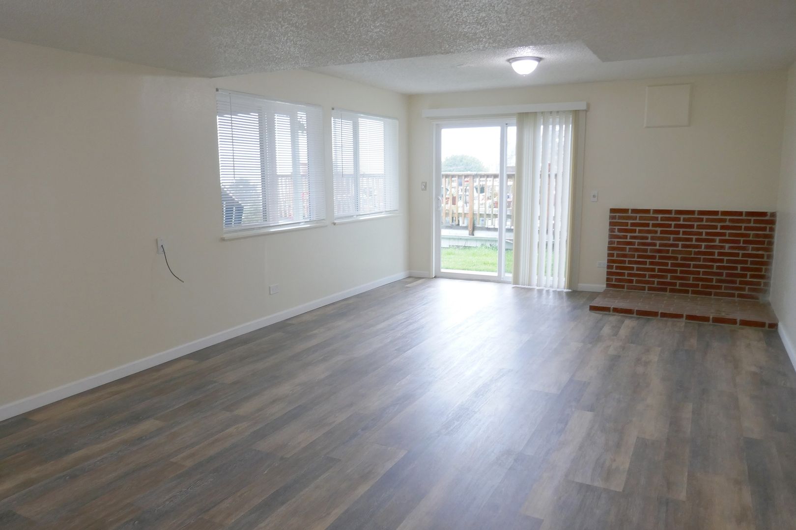 Astoria House: 3926 Grand Ave A