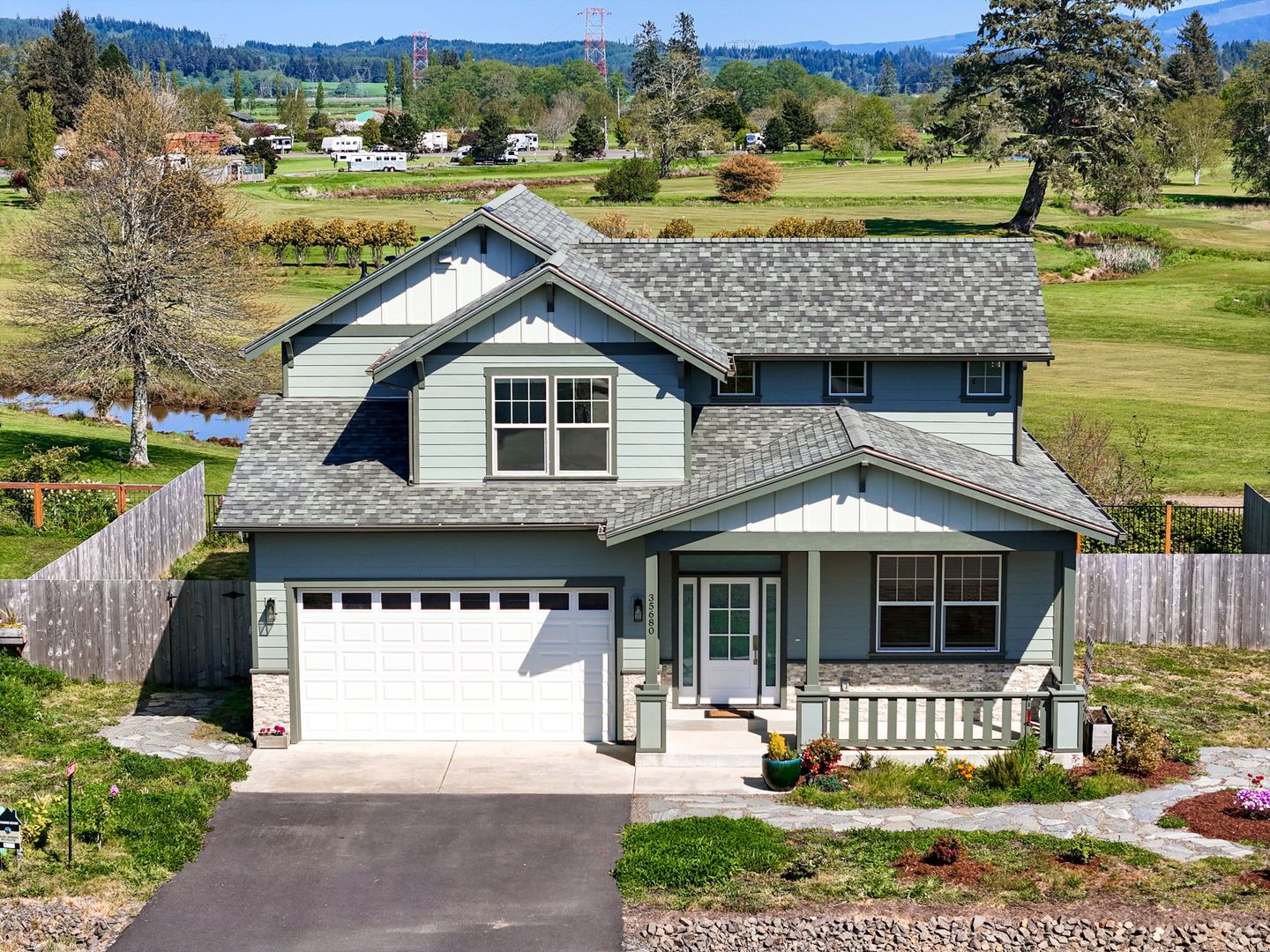 Astoria House: 35680 Bella Ridge Loop