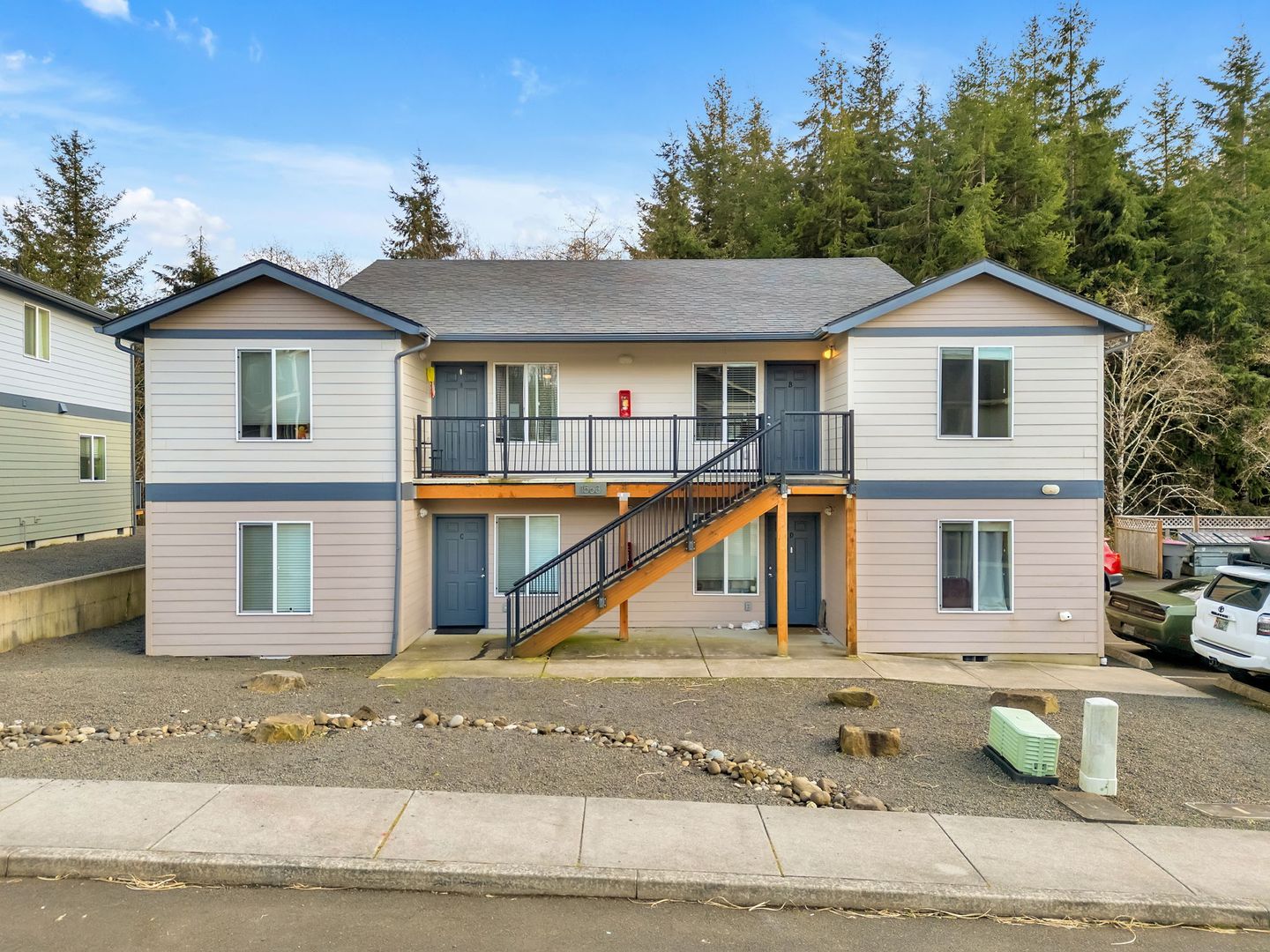 Warrenton Apartment: 1563 SE Honeysuckle Loop