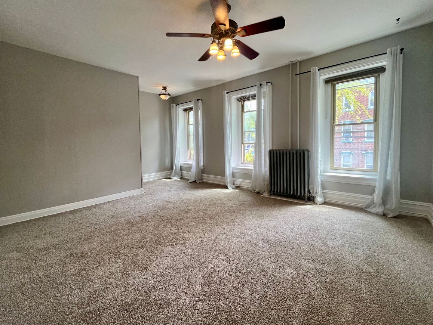 Allentown Apartment: 917 W Turner