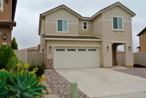 3Bed/2.5Bath Home in Horse Creek Ridge Community~ Campolina – photo 1