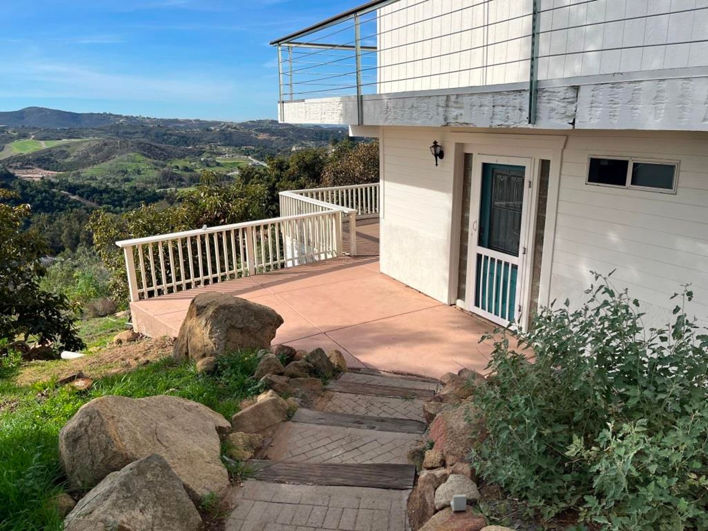 Vista Apartment: 1435 Wild Acres Road