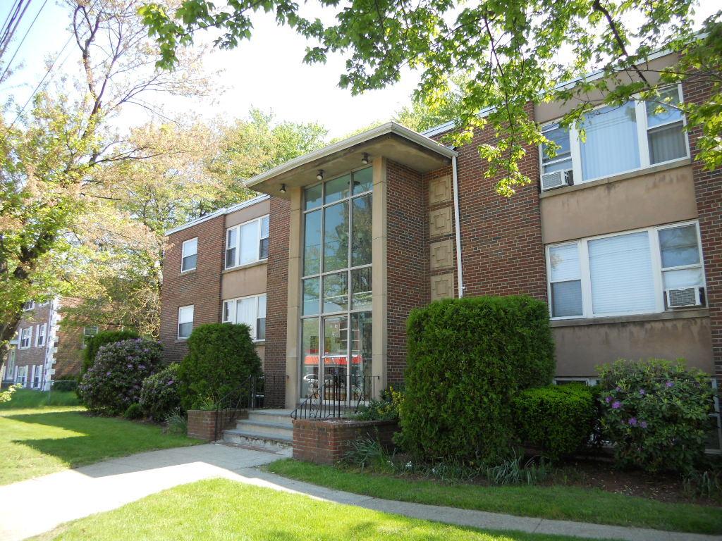 Stoneham Condo: 150 Main St.