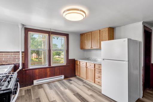 2 Bedroom Apartment in Green Bay – photo 1