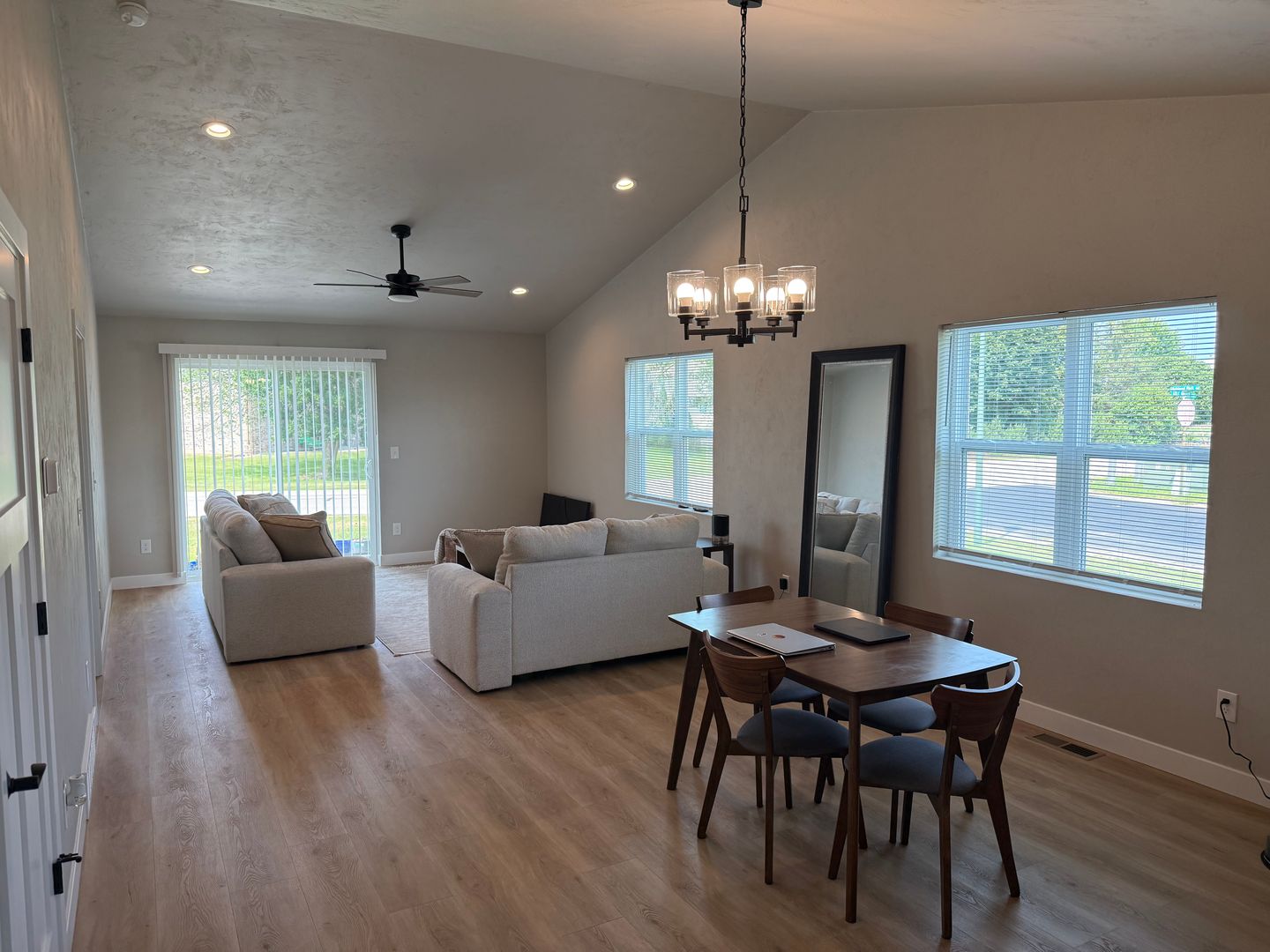 Neenah Apartment: 830 Highland Park Road