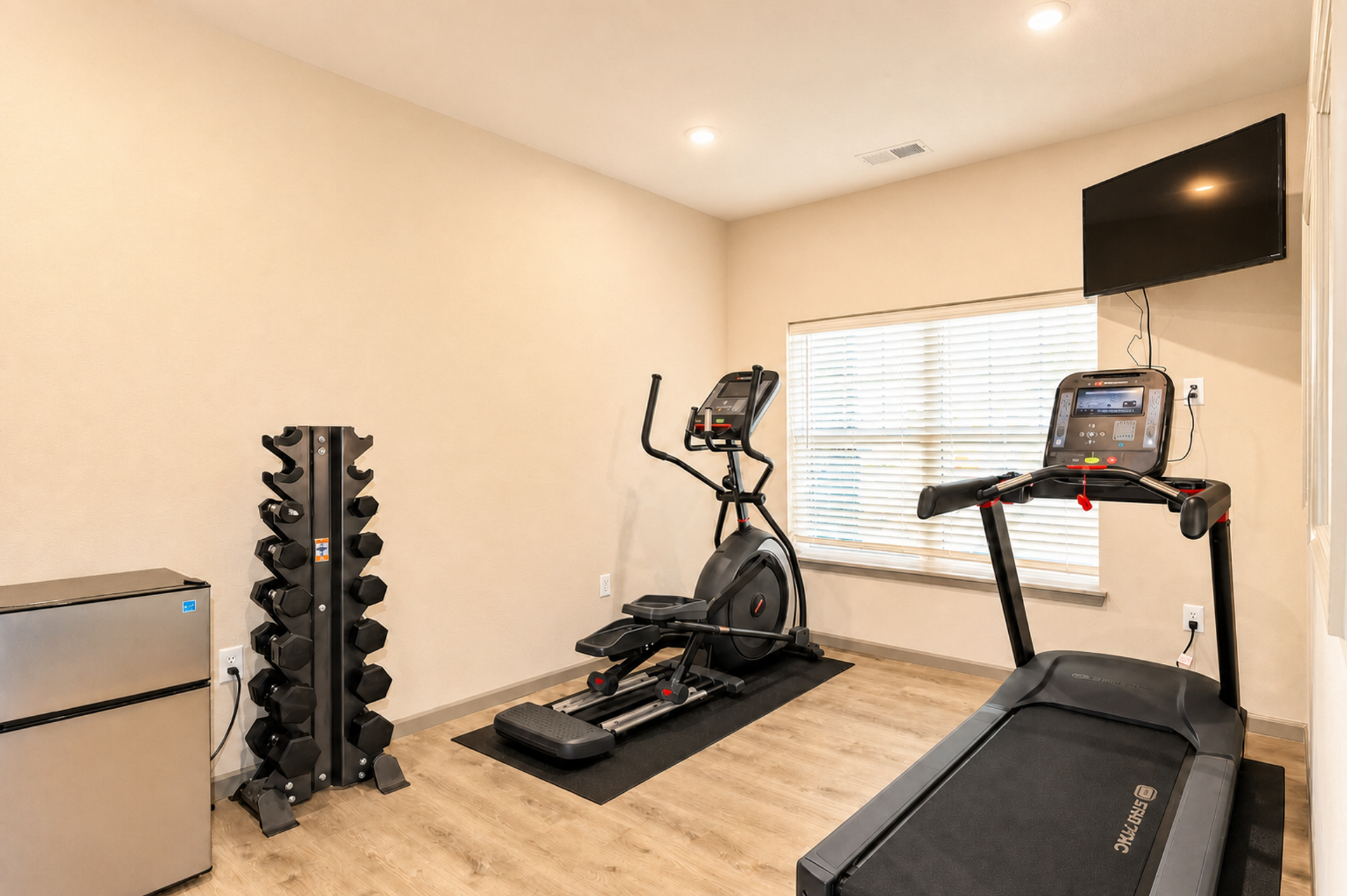 Nixa Apartment: 106 East Greenbriar Drive