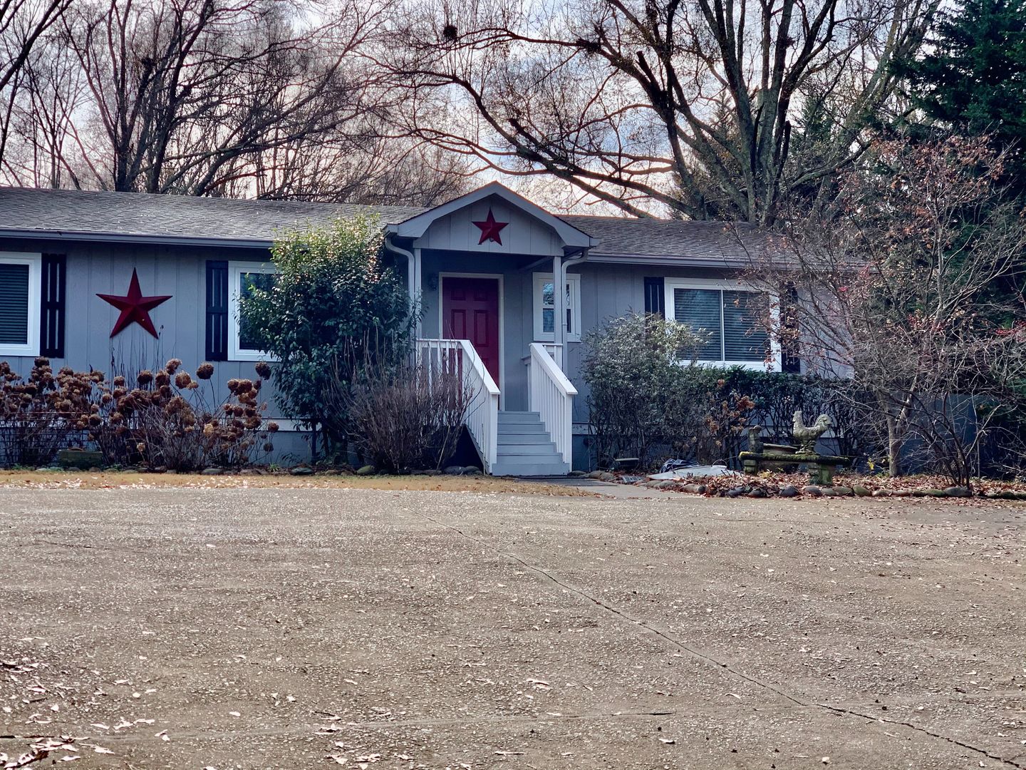 Hiram Apartment: 322 Powder Springs Street (A)