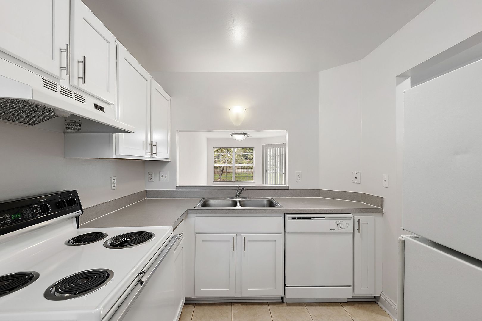 Shelby Township Apartment: 45425 Whispering Lakes Blvd