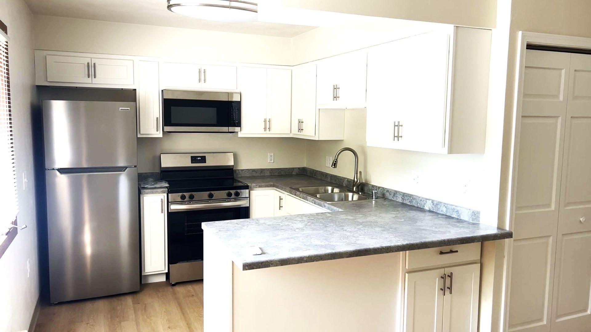 Milton Apartment: 508 Campus St