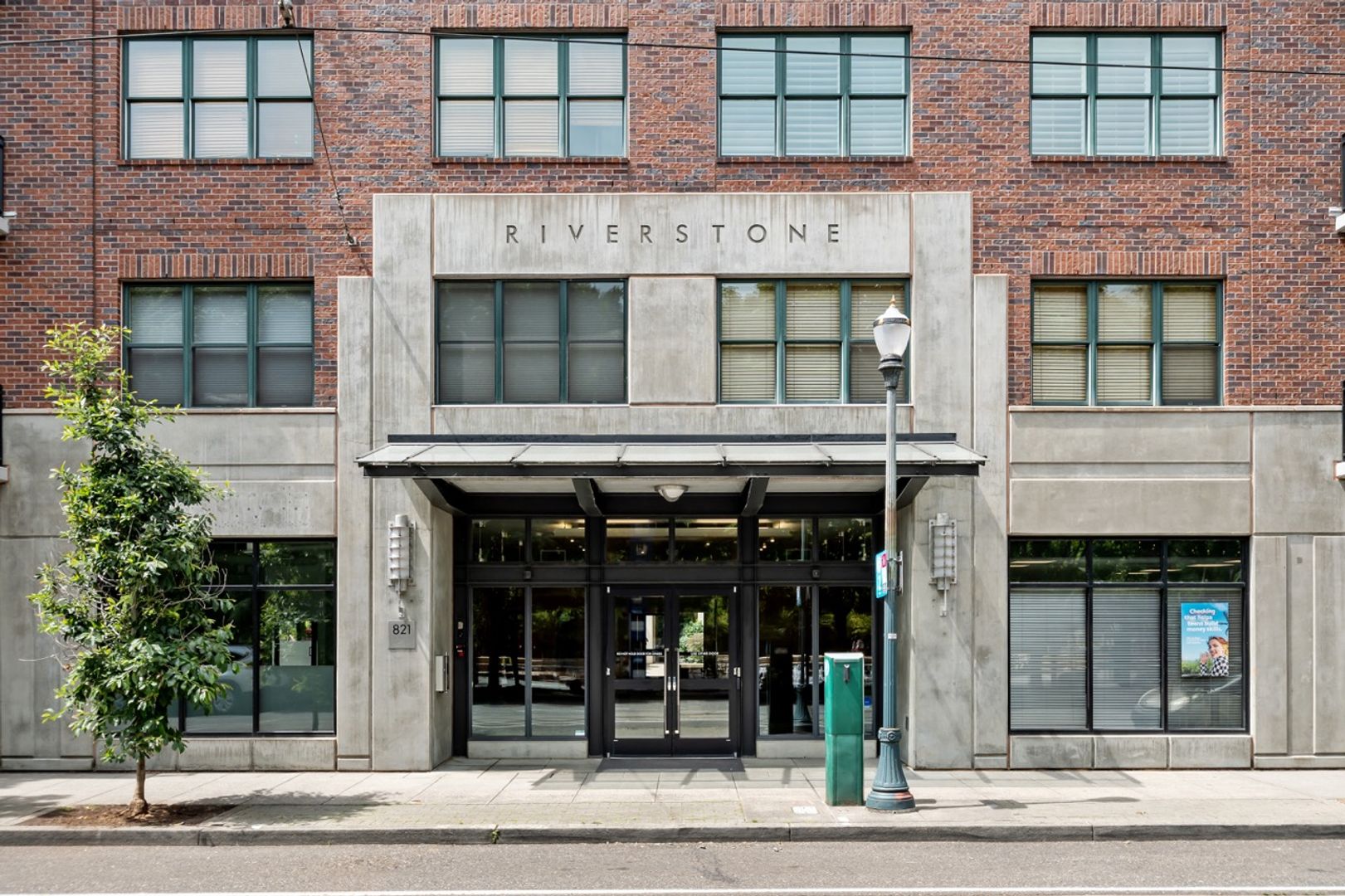 Portland Condo: 821 NW 11th Avenue