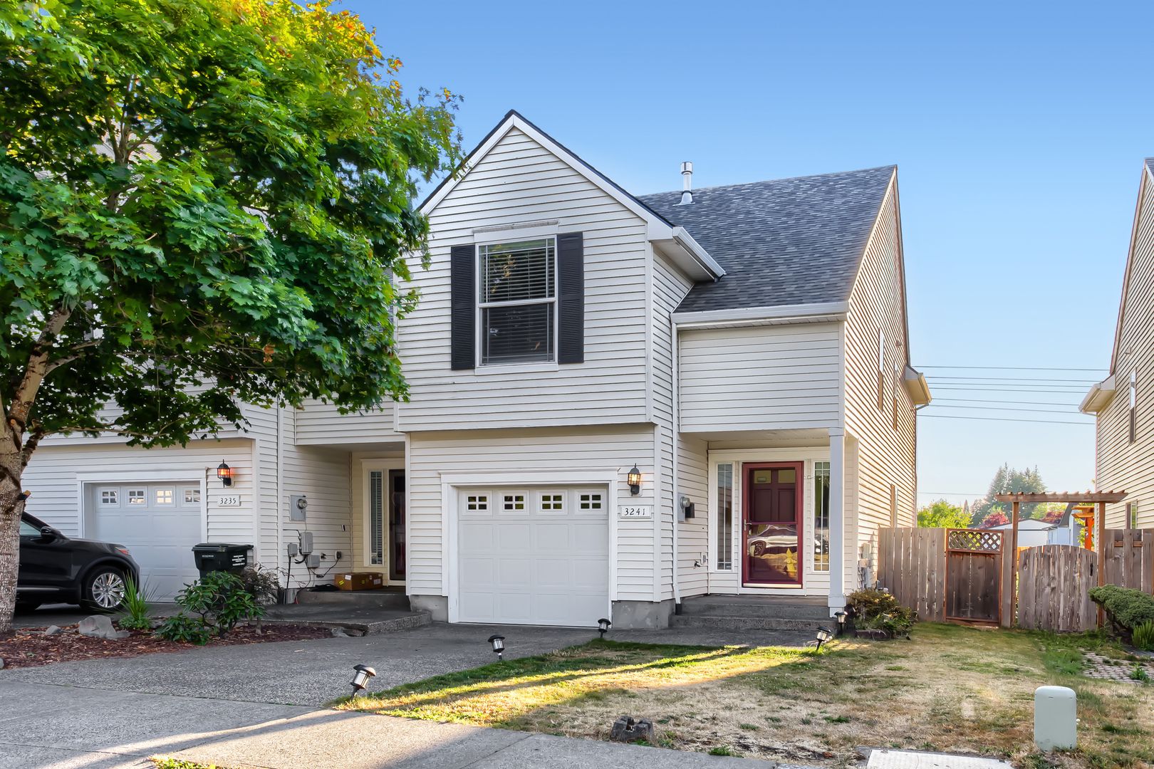 Portland Townhome: 3241 NW Banff Dr
