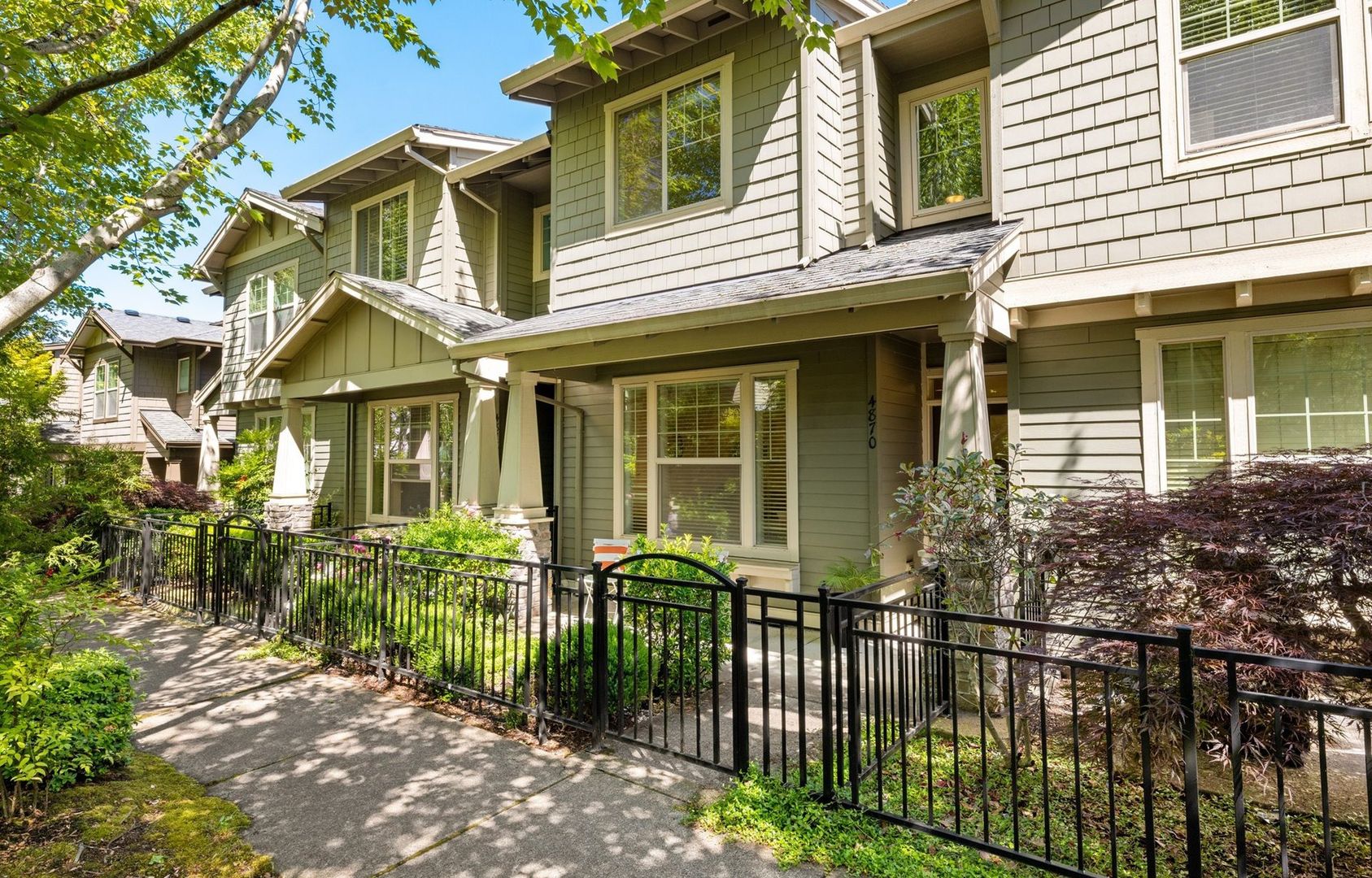 Portland Townhome: 4870 NW Olivares Terrace