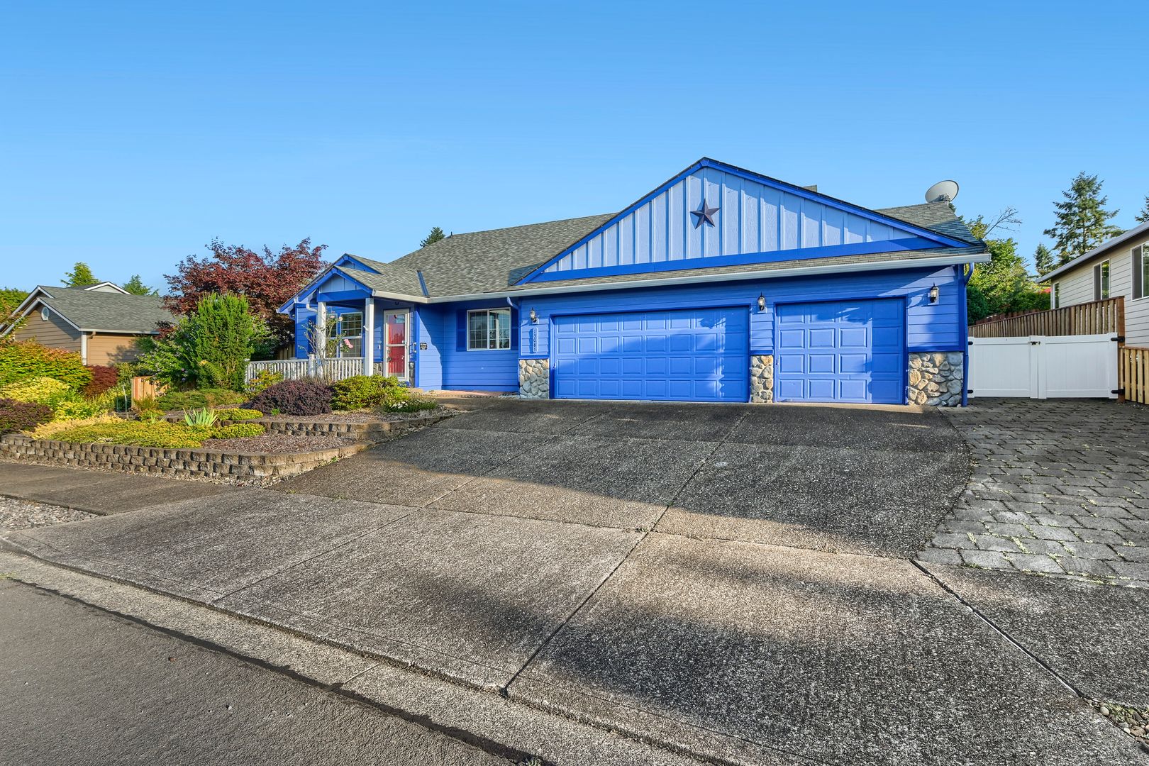 OREGON CITY House: 15084 Persimmon Way
