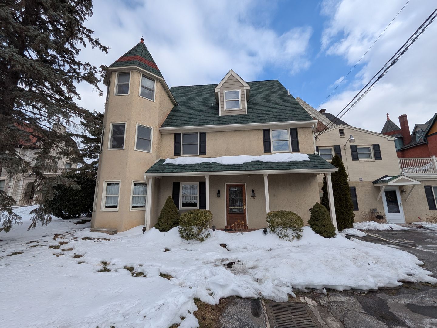 Phoenixville Apartment: 416 Main Street