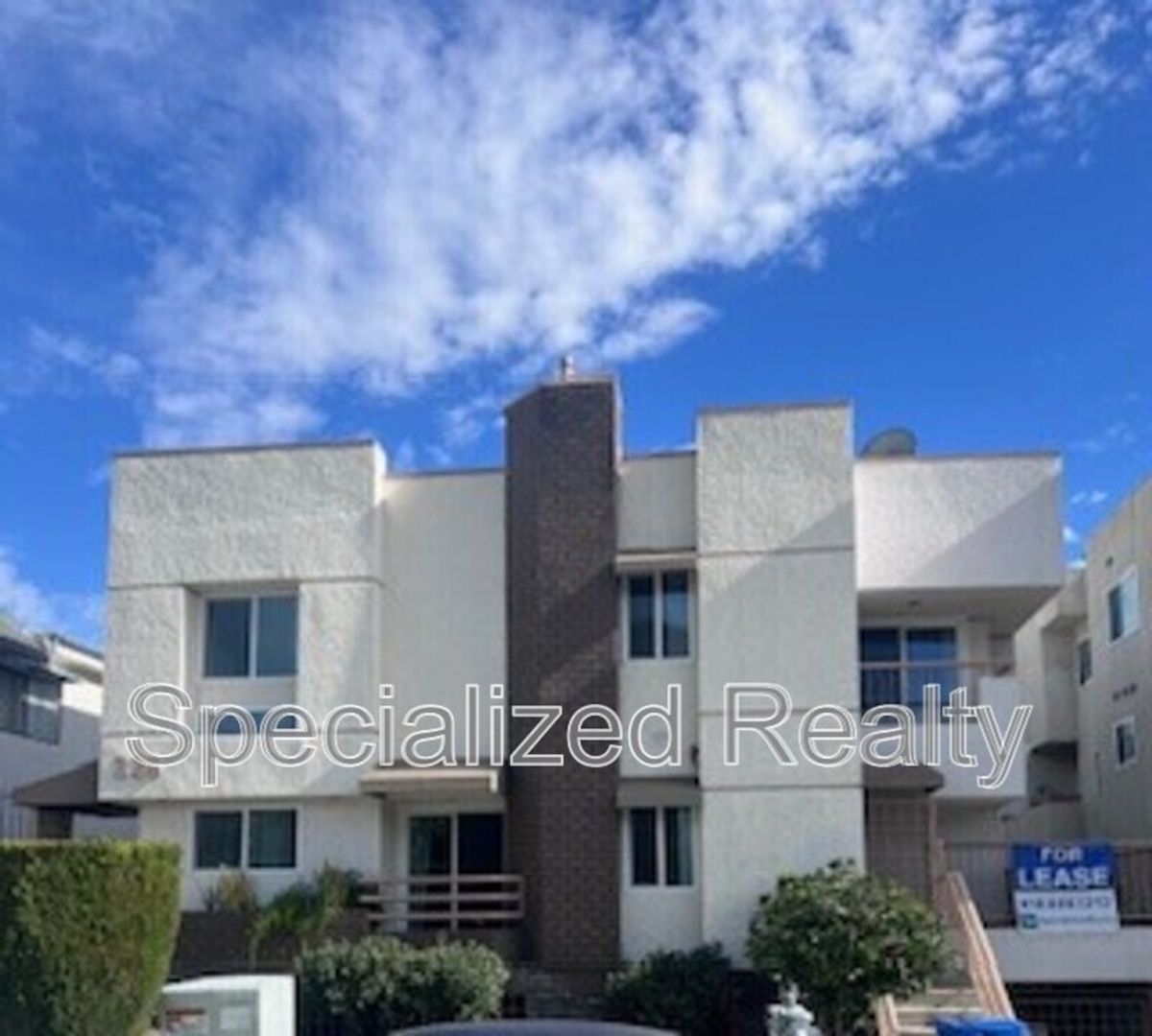 Burbank Apartment: 328 E. Providencia Ave.