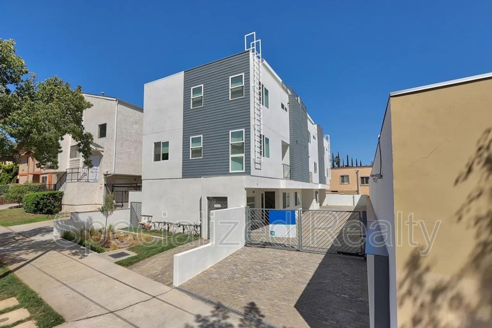 Los Angeles Apartment: 1406 W. Eagle Vista Drive
