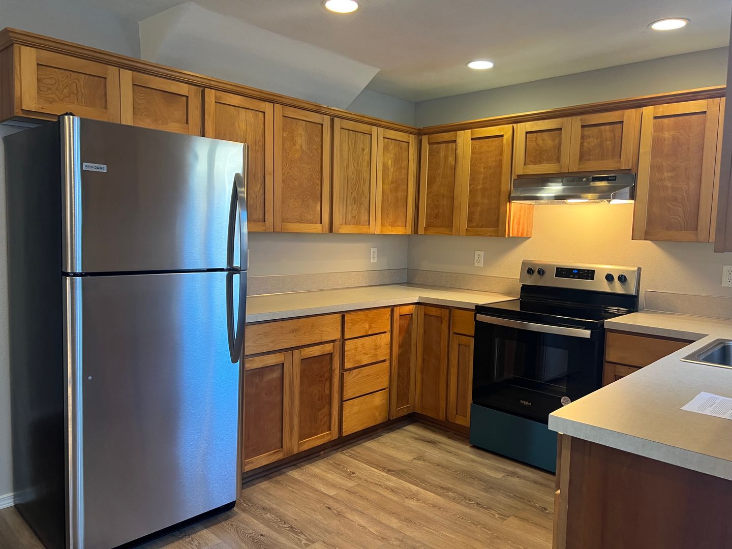 Portland Apartment: 11873 SE Pine St.