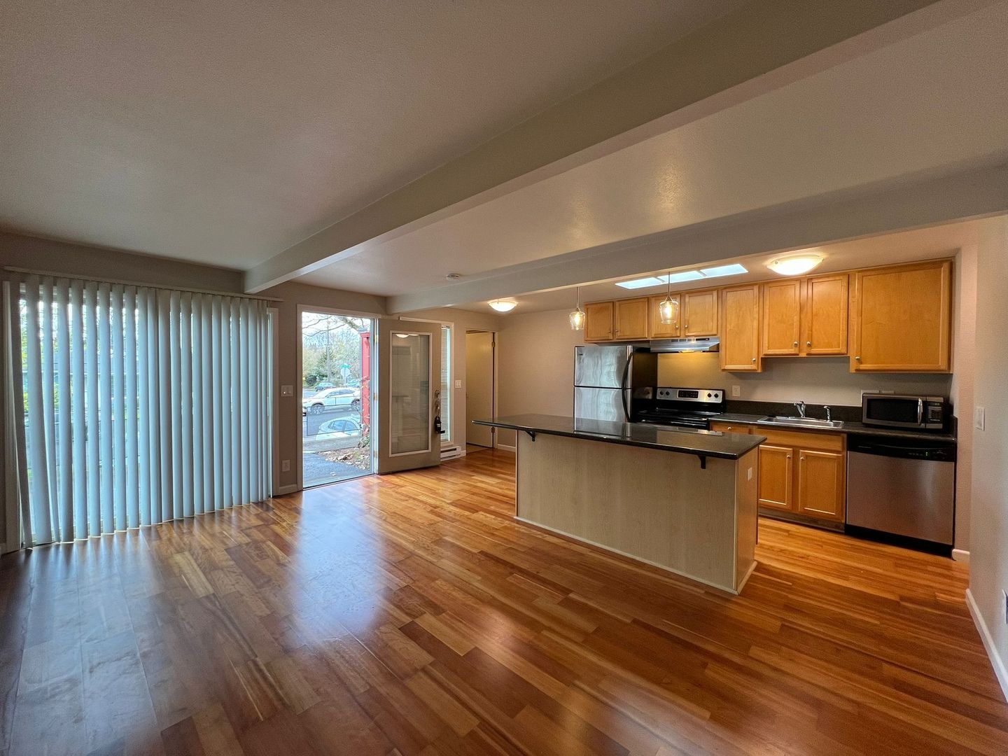 Portland Apartment: 3109 SE 31st St. - 3036 SE Tibbetts St - Unit 3