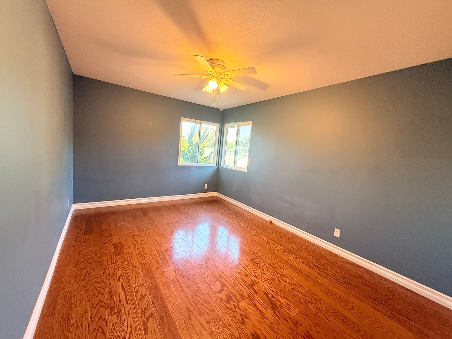 4242 Briggs Ave 25 of 42