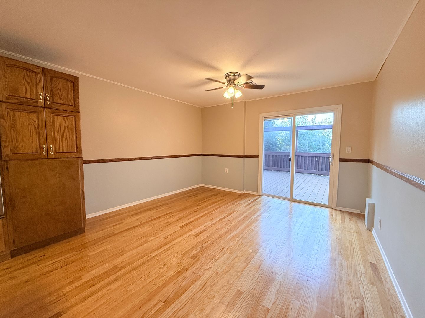 4242 Briggs Ave 13 of 42