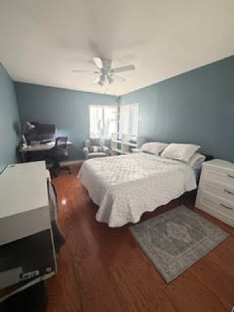 4242 Briggs Ave 5 of 12