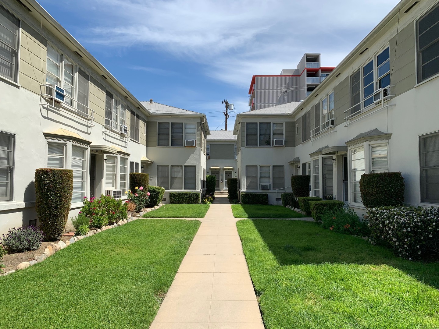 Glendale Apartment: 116 S. Jackson St.