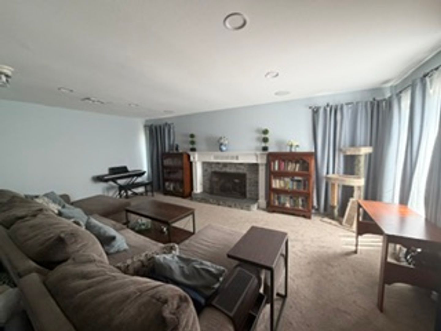 4242 Briggs Ave 2 of 12