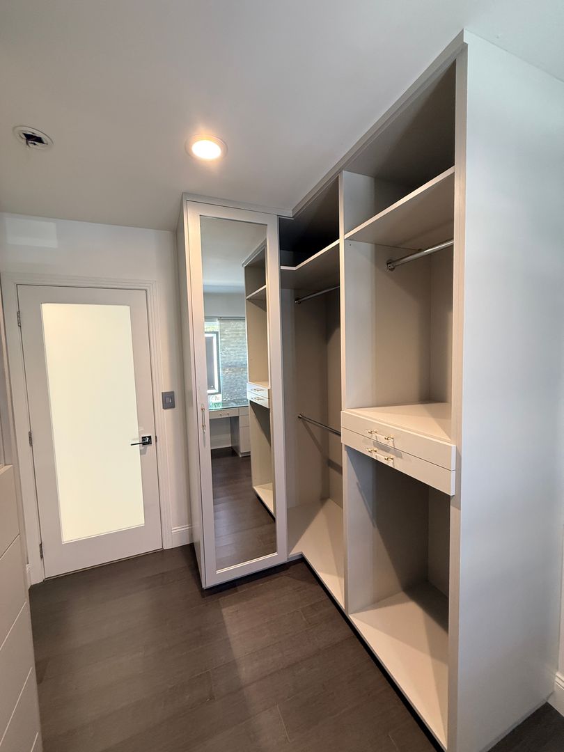 9354 Glory Ave 20 of 56