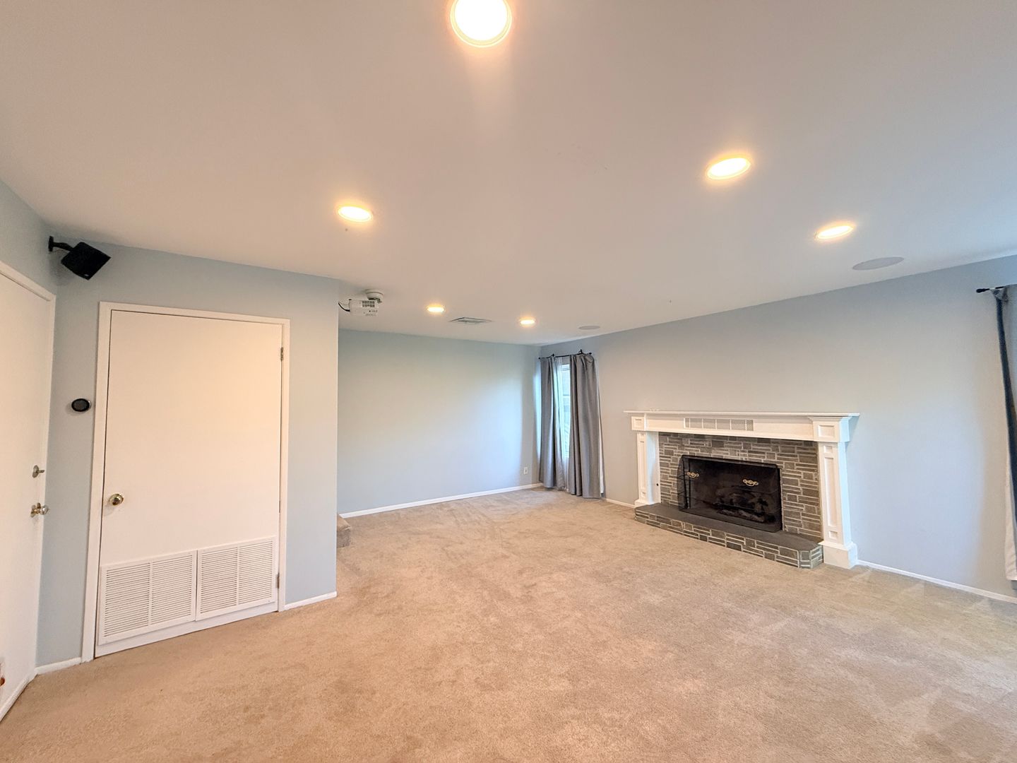 4242 Briggs Ave 4 of 8
