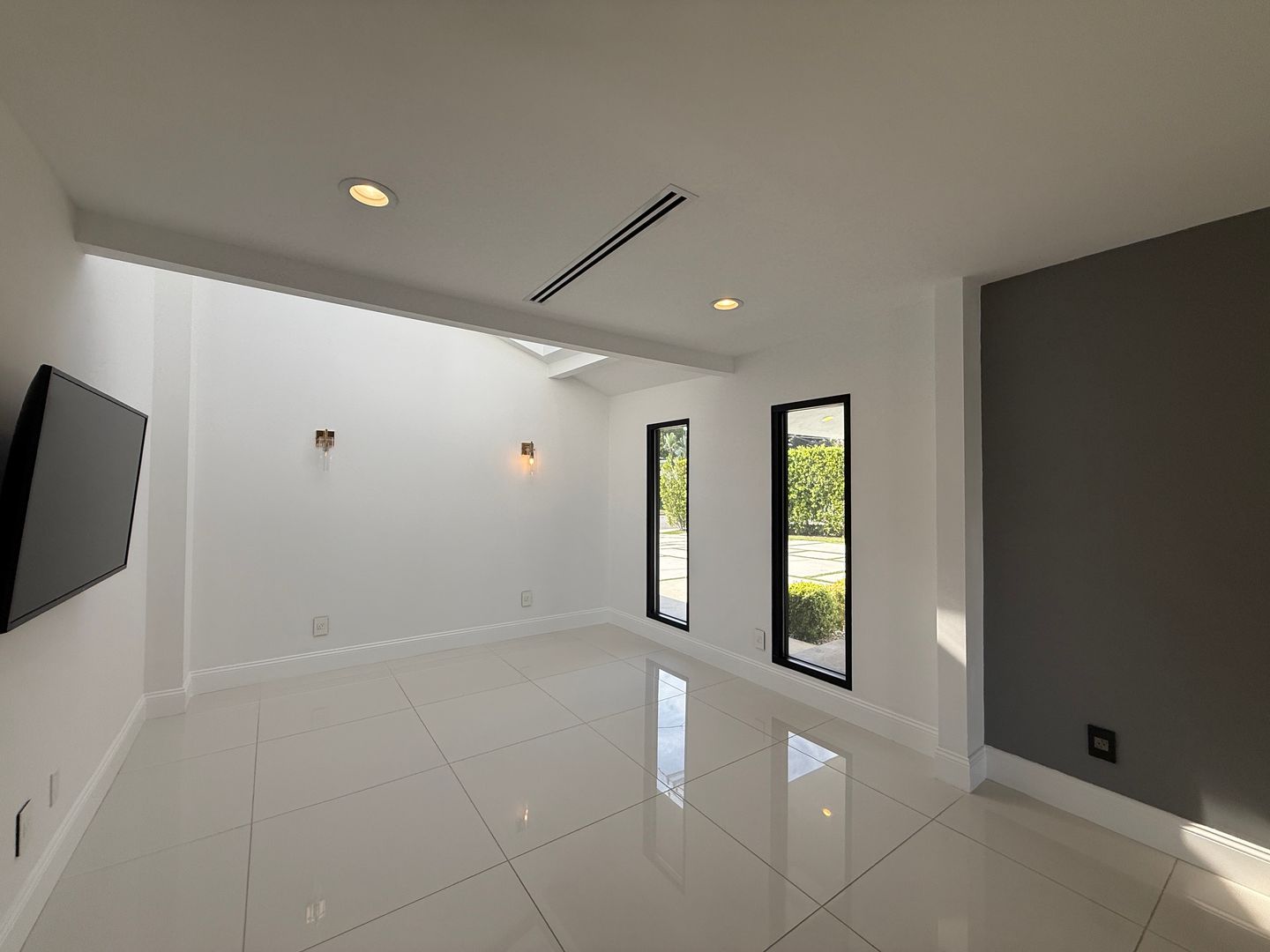 9354 Glory Ave 5 of 12