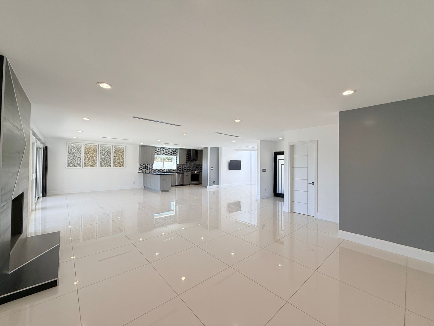 9354 Glory Ave 5 of 12