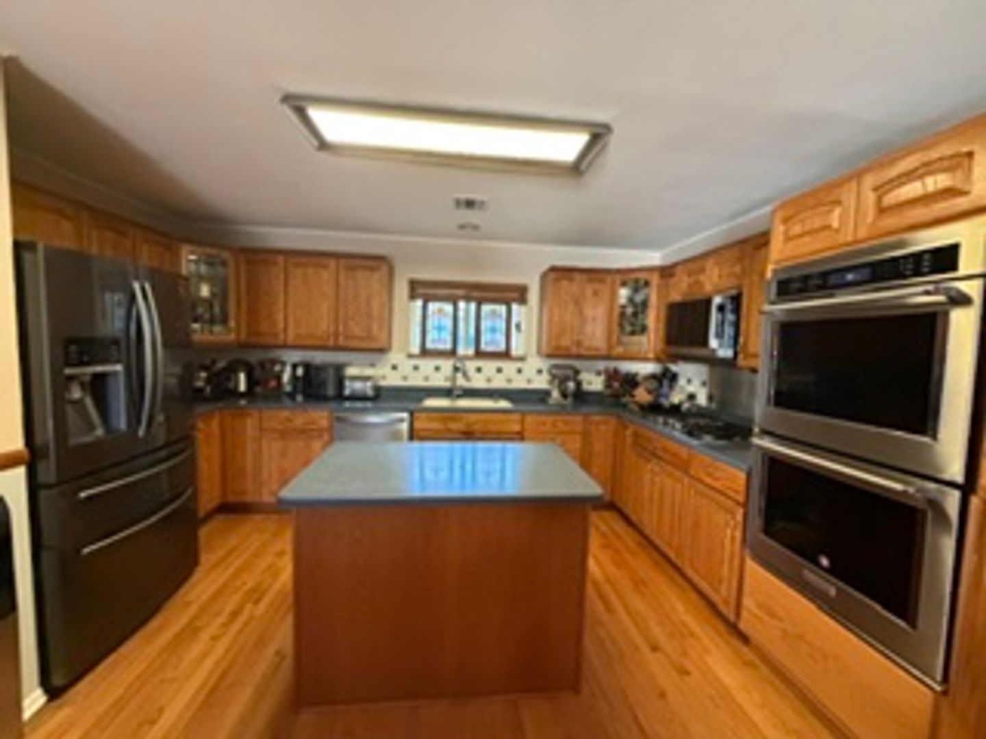 4242 Briggs Ave 4 of 12