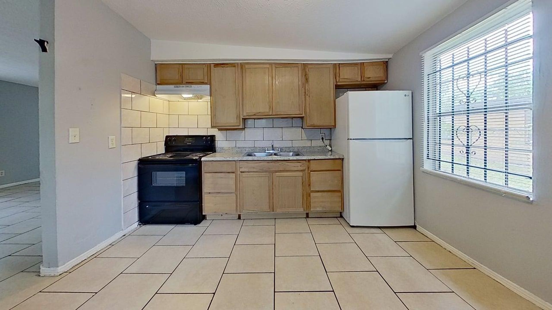 Jacksonville Apartment: 3236-3256 Phyllis St.