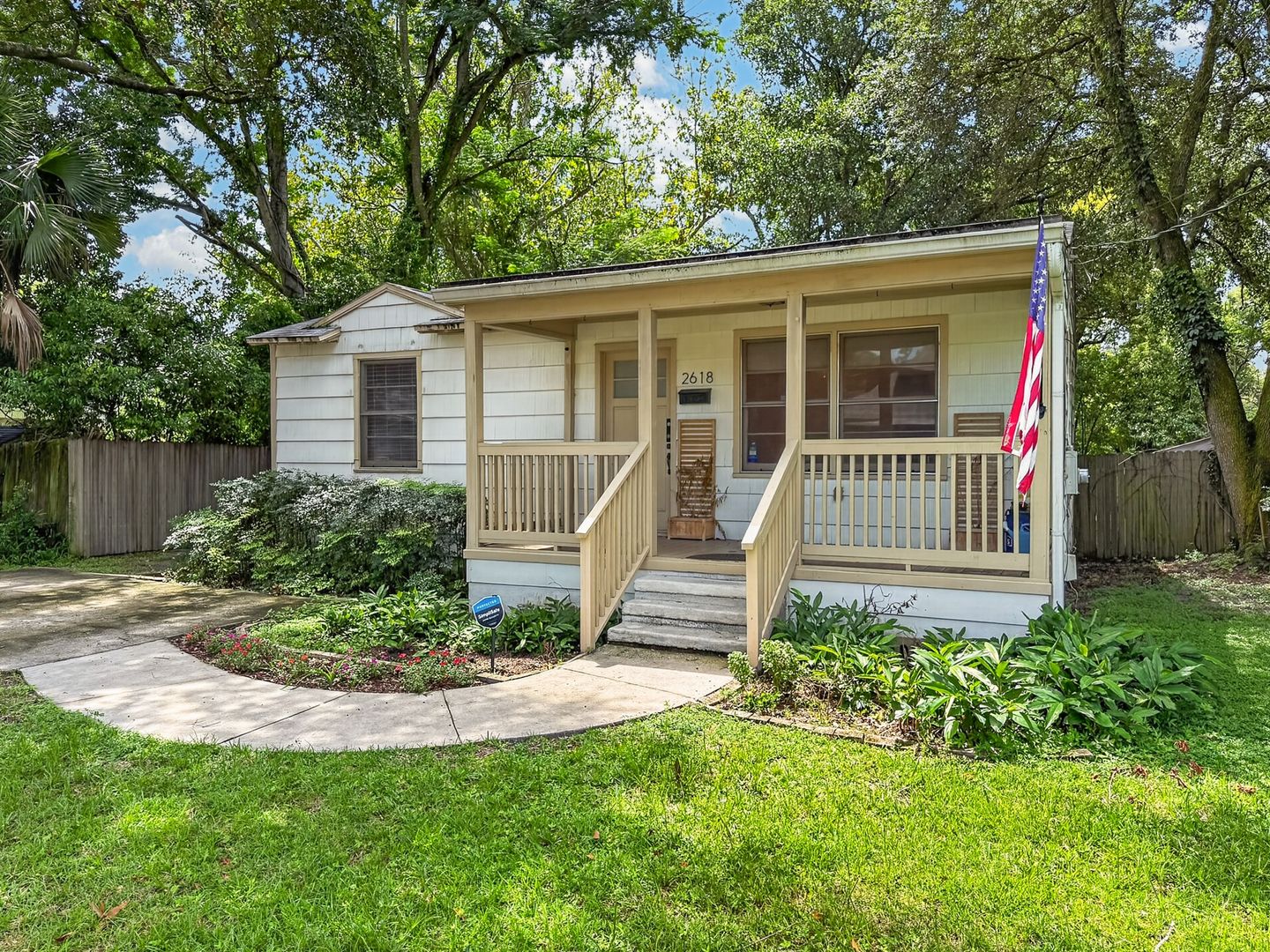 Jacksonville House: 2618 Ernest St.