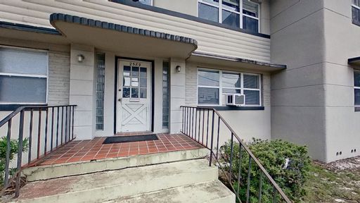 Chaming 2-Bed apartment on Atlantic Blvd! – photo 1