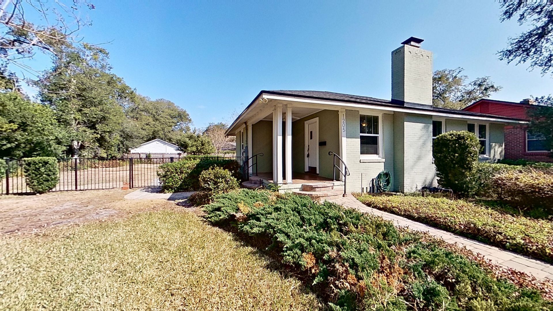 Jacksonville House: 1205 Monterey Street