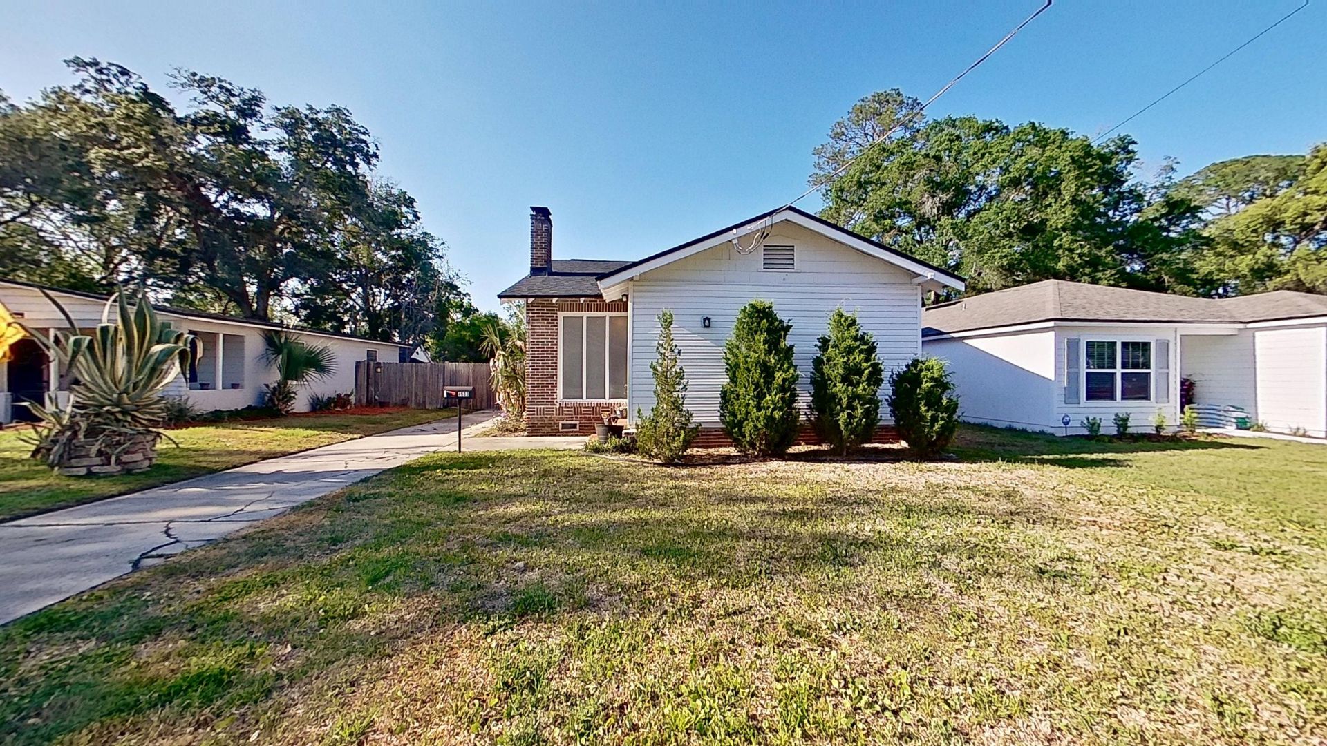 Jacksonville House: 4633 Kingsbury St