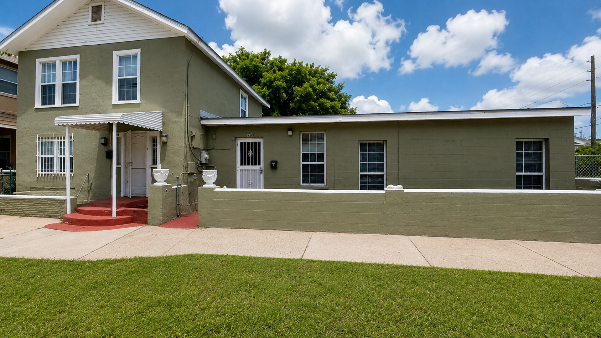 Jacksonville Apartment: 1049 Pippin St.