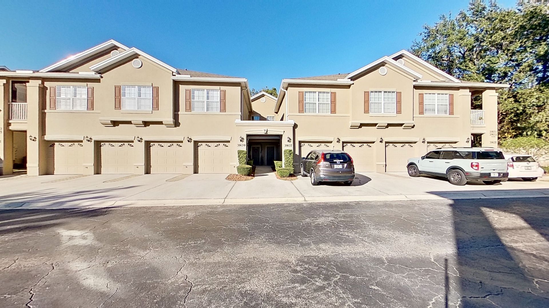 Jacksonville Townhome: 3907 Summer Grove Way N