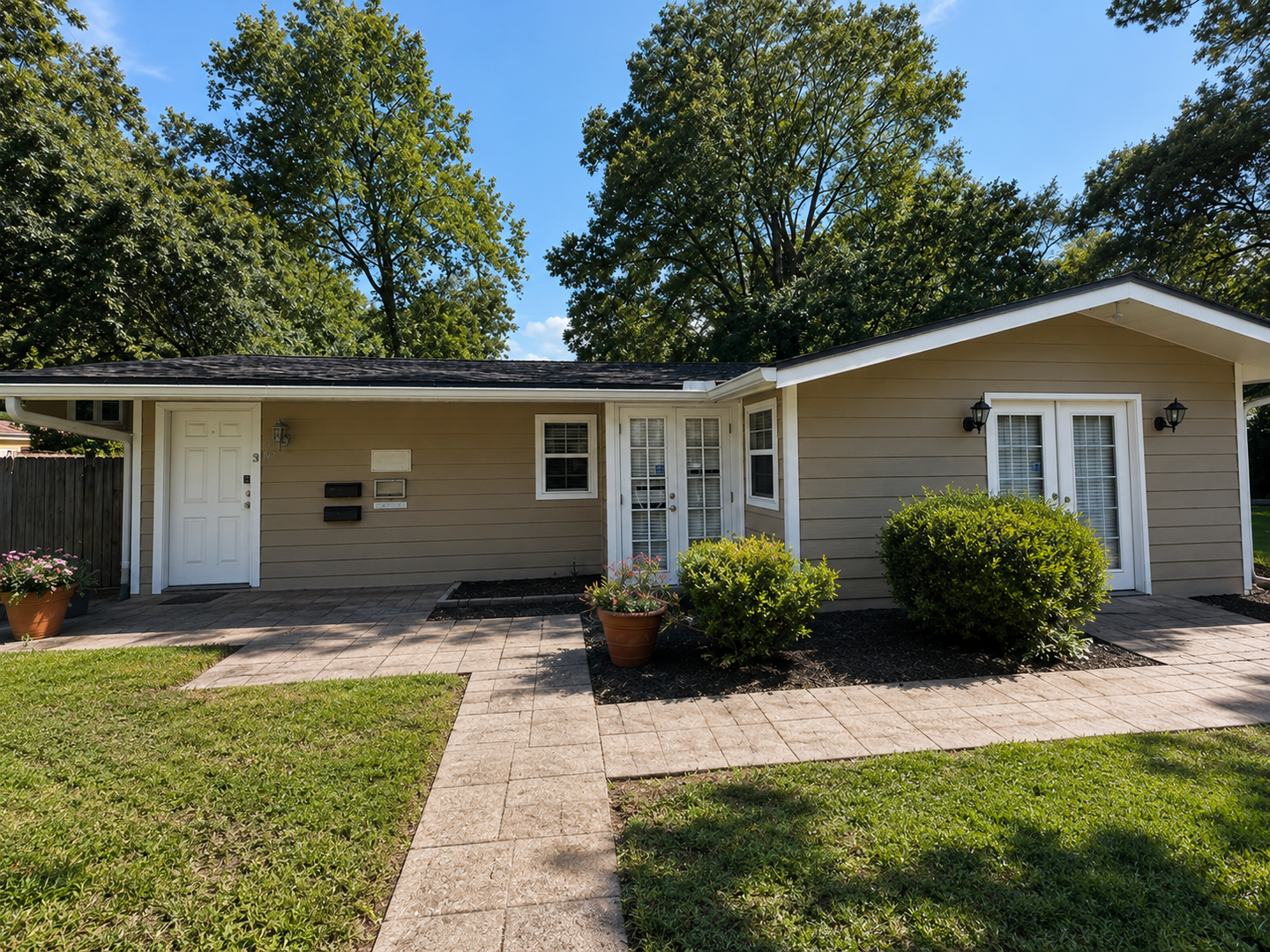 Jacksonville Apartment: 2908 Post St