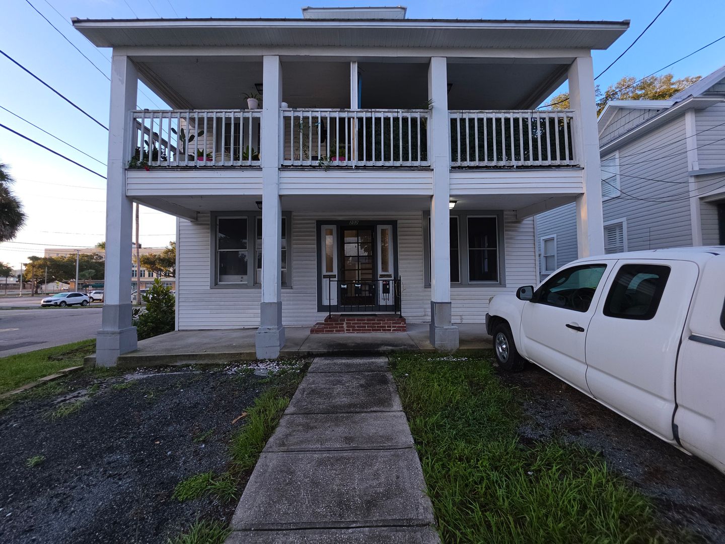 Deland Apartment: 202 Luella Ct
