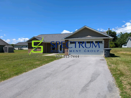 Now accepting application for 3 bedroom 2 bath brick home in White Pine, TN