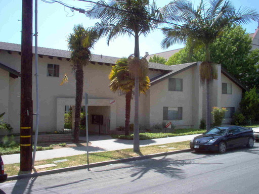 Santa Barbara Apartment: 2025 Bath St