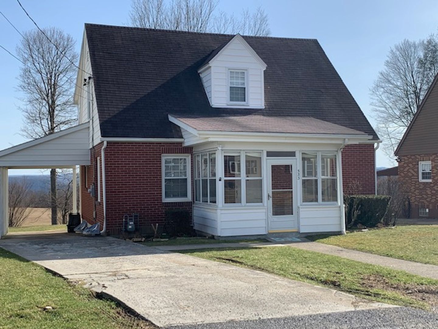 Newly Renovated 3 bedroom, 2.5 bath home
