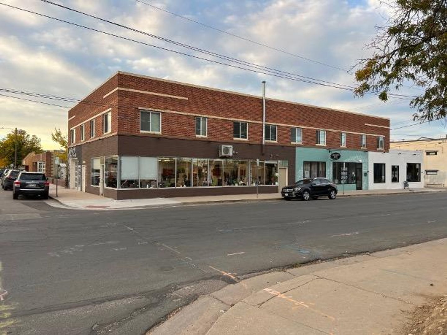 Englewood Apartment: 3403 S Lincoln Street