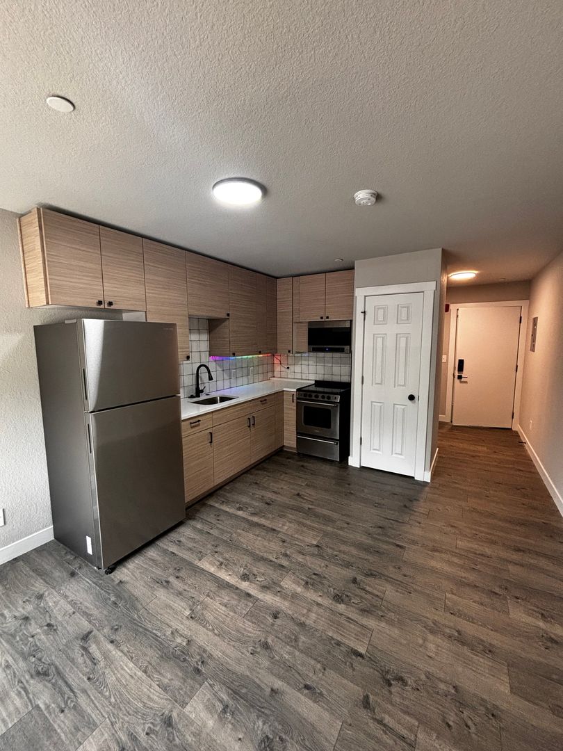 Evergreen Apartment: 27902 Meadow Drive