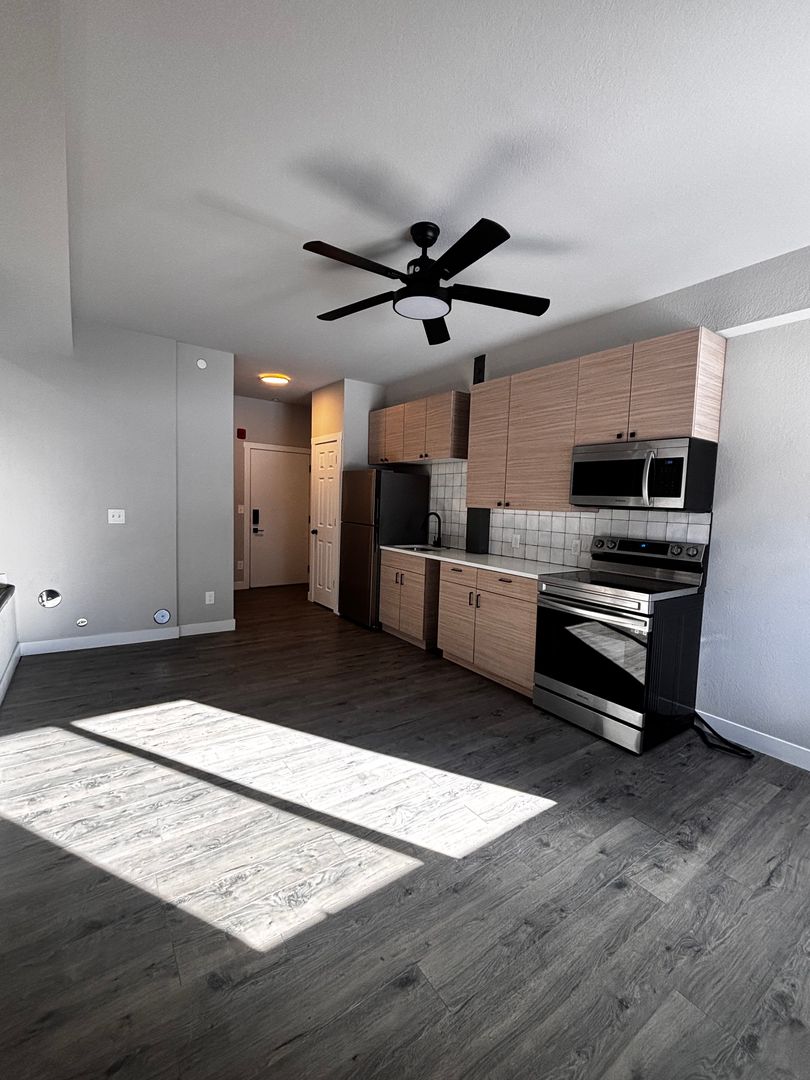 Evergreen Apartment: 27902 Meadow Drive