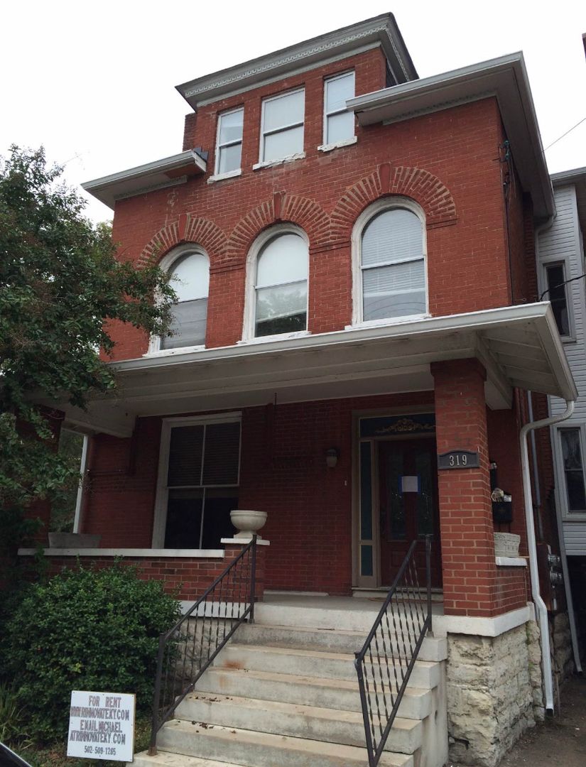 Louisville Apartment: 319 W Hill St