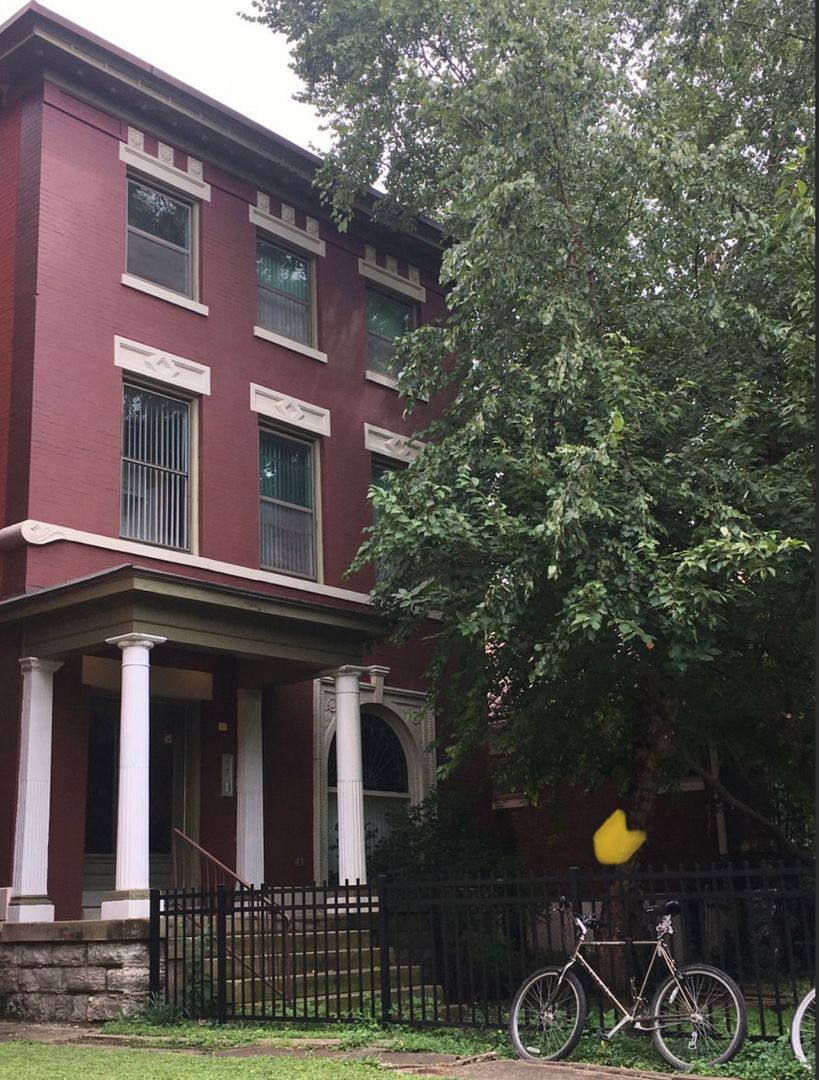 Louisville Apartment: 1429 S 2nd St