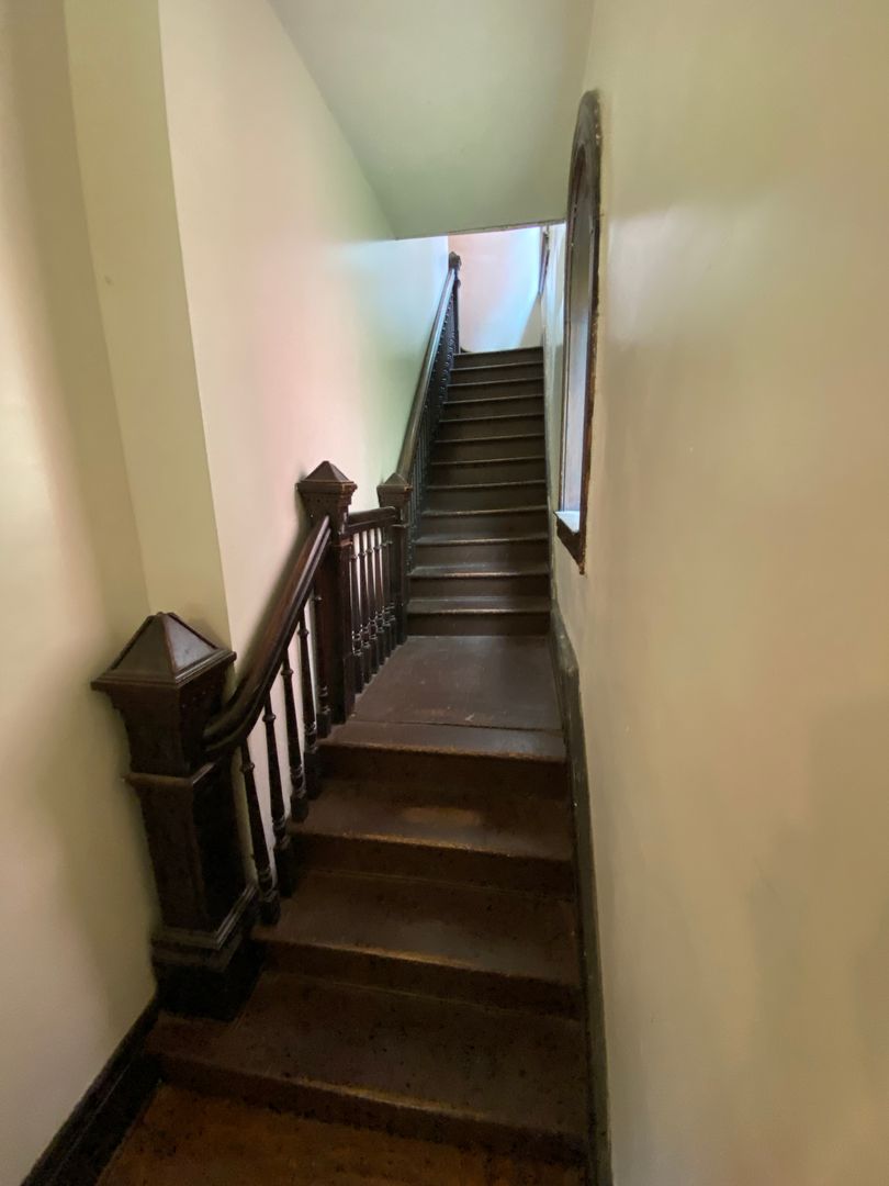 Louisville Apartment: 1708 S 3rd St